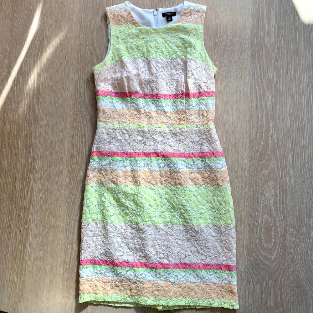 Ann Taylor Lace Sheath Dress in 0P